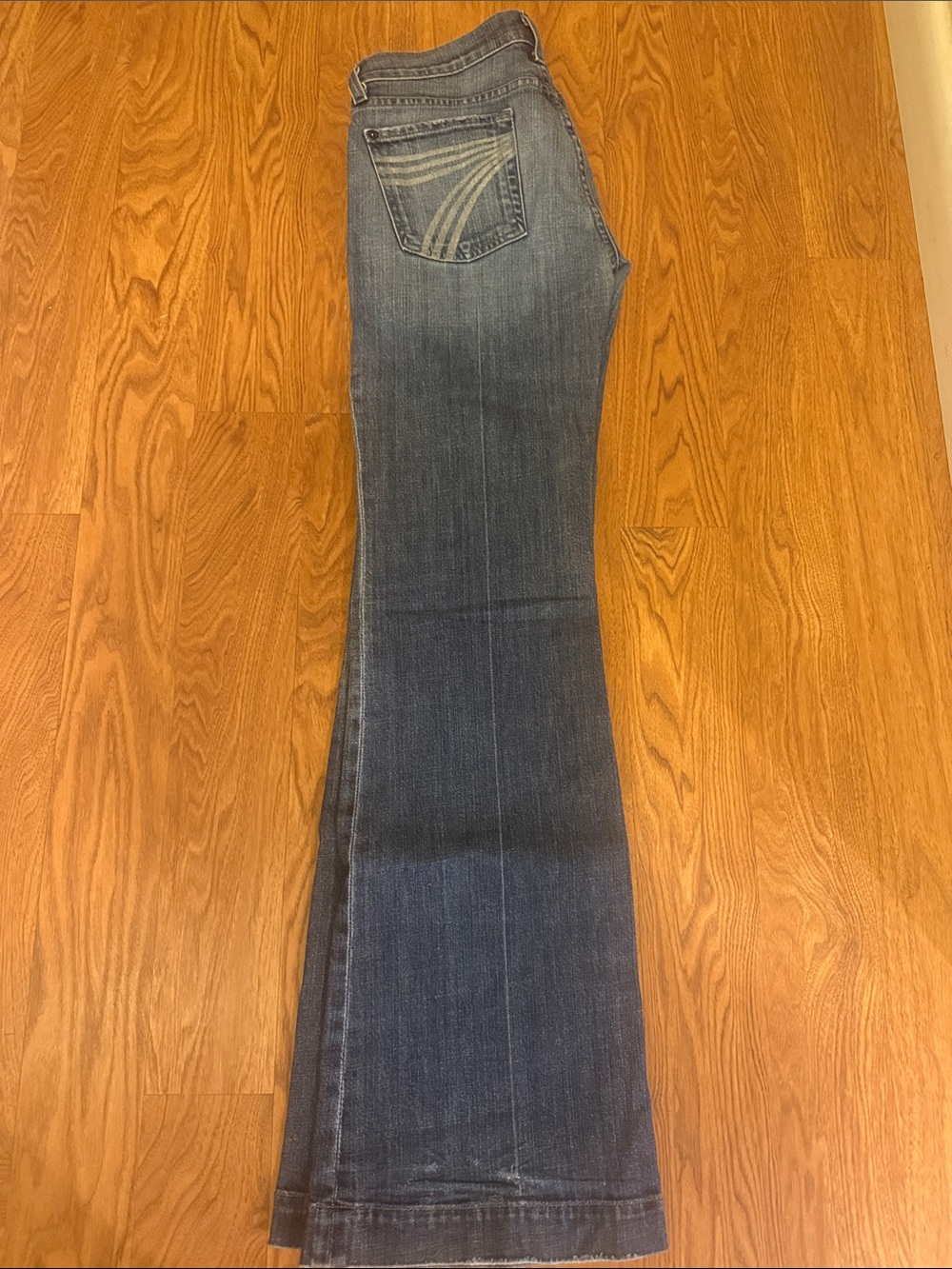 7 For All Mankind Women's Jeans - Picture 2 of 5